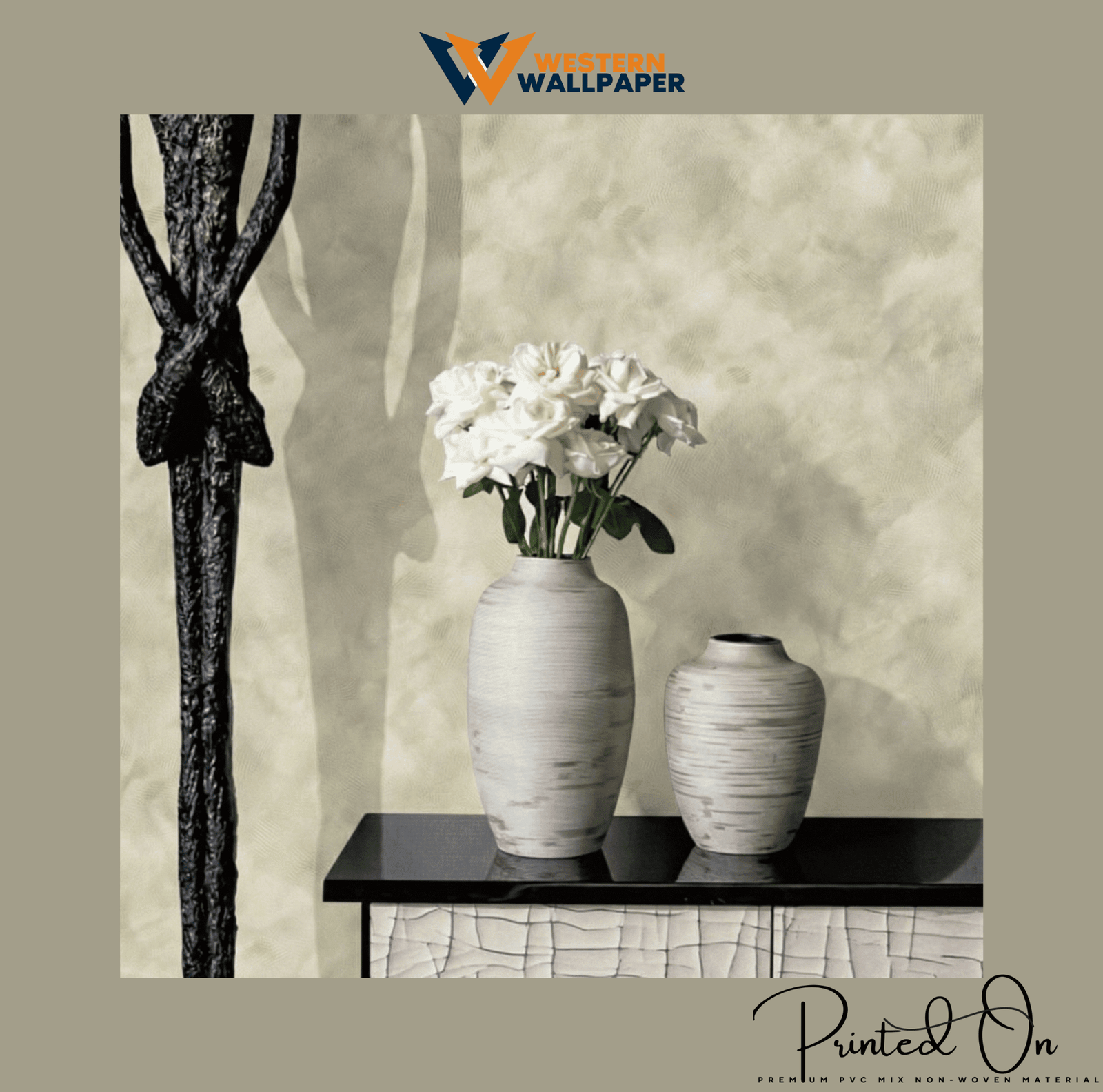 MINIMALIST TEXTURED CLOUD WALLPAPER IN PEARL AND CHAMPAGNE